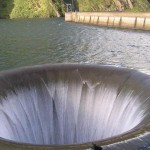 plug-hole-giant-drain-in-water plug-hole-giant-drain-in-water
