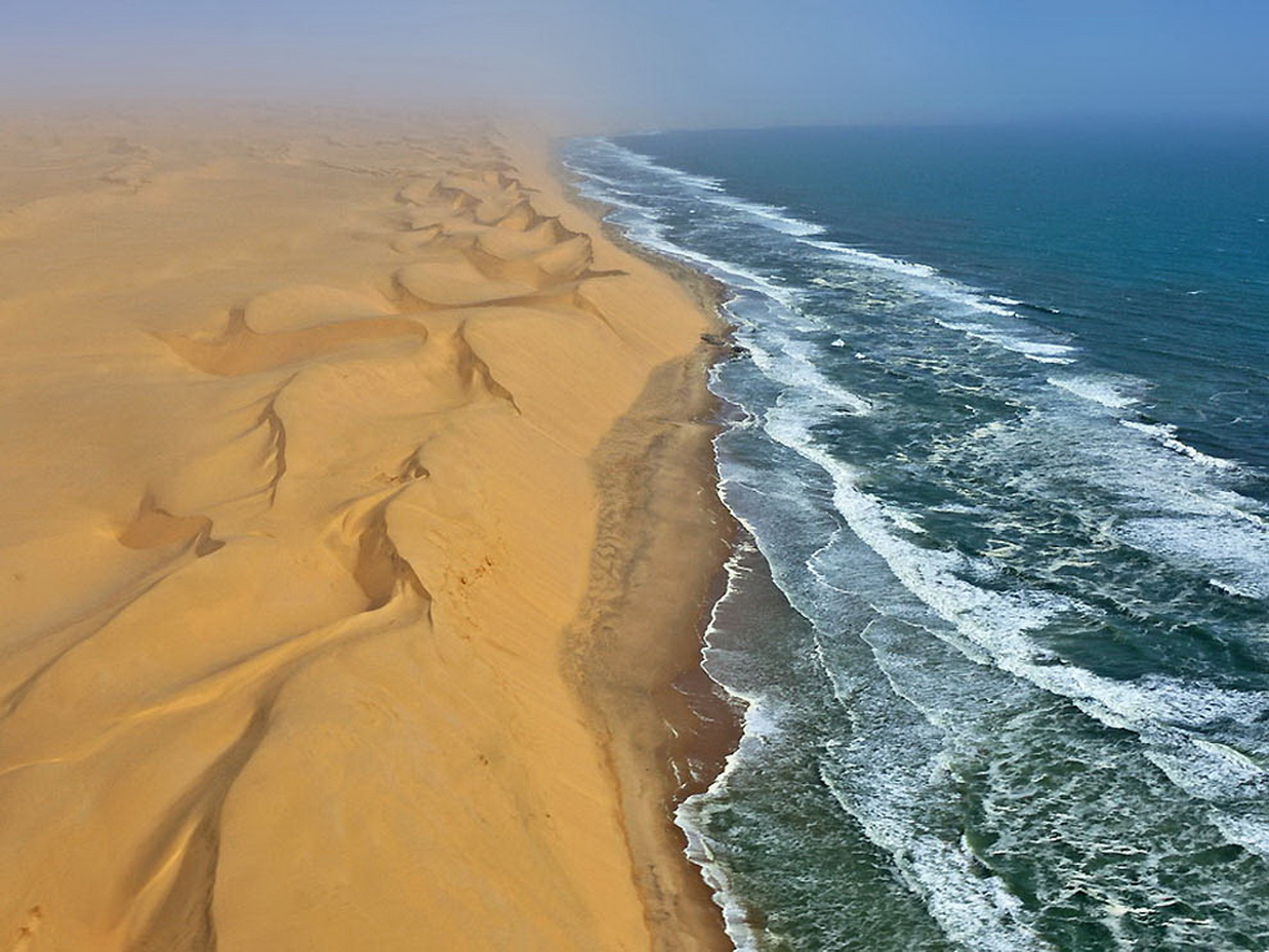 Keď sa oceán stretáva s púšťou